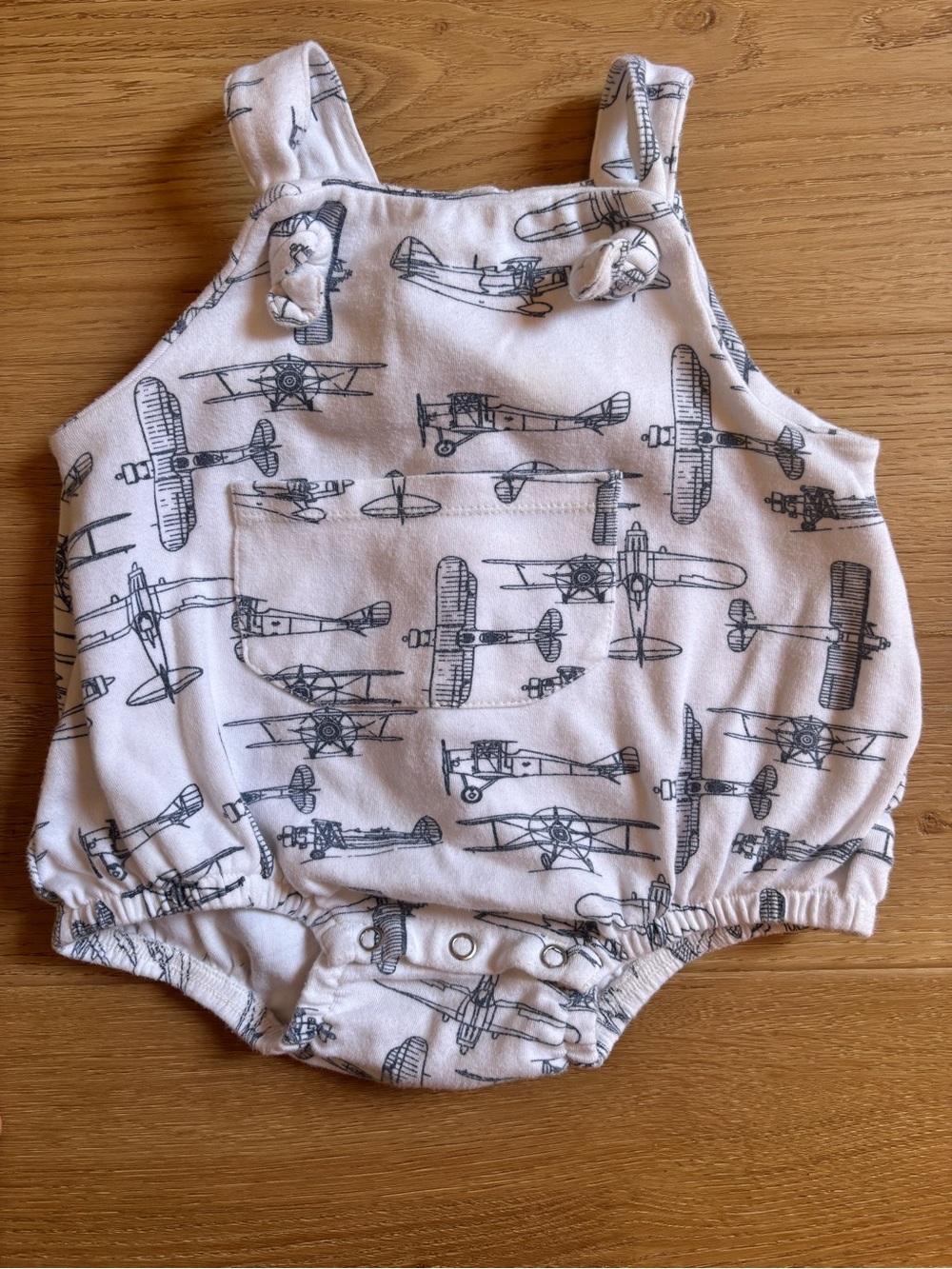 Kate Quinn Organic Cotton Airplane Print Romper | 18-24M